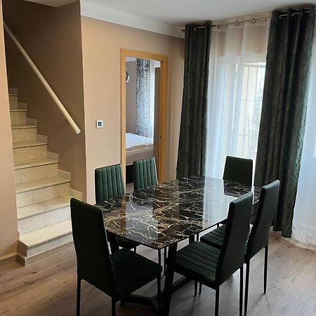 Villa Nadiya App Pool, Parking Torrevieja Exterior photo